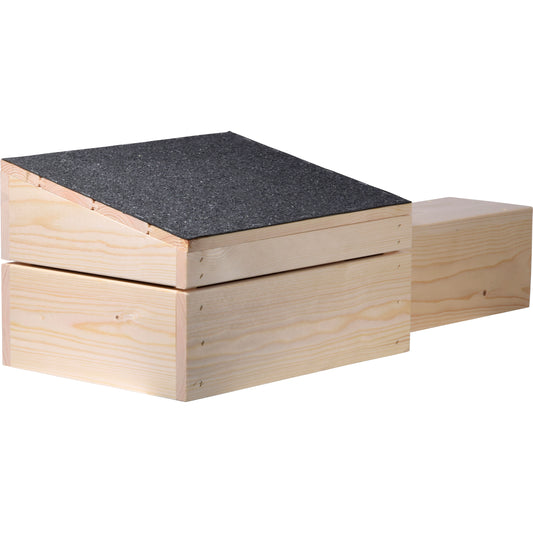 Nachhaltiges Igelhaus aus FSC®-zertifiziertem Nadelholz mit wetterfestem Bitumendach