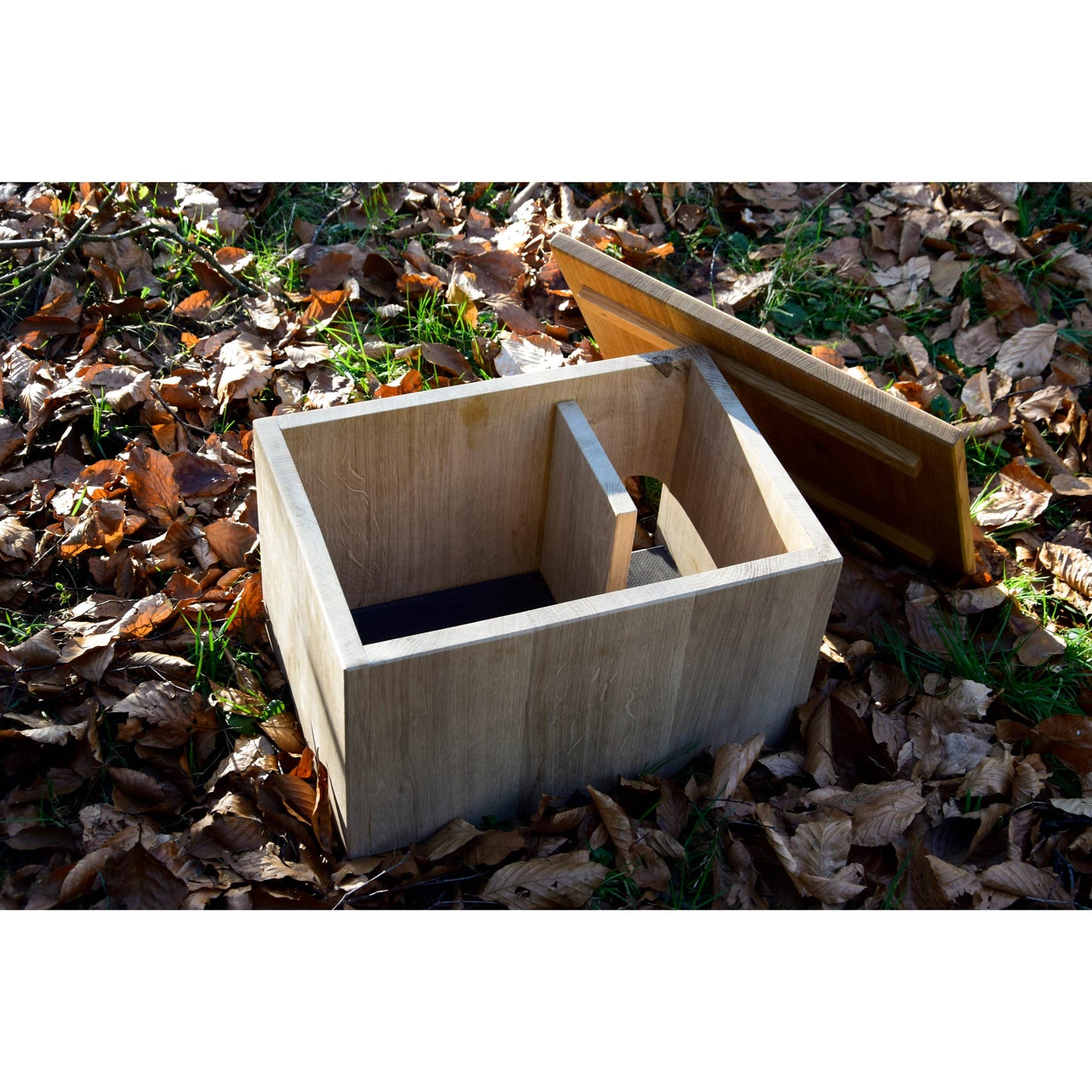 Sicherer Unterschlupf für Igel mit robuster Bauweise und wetterfester Holzkonstruktion