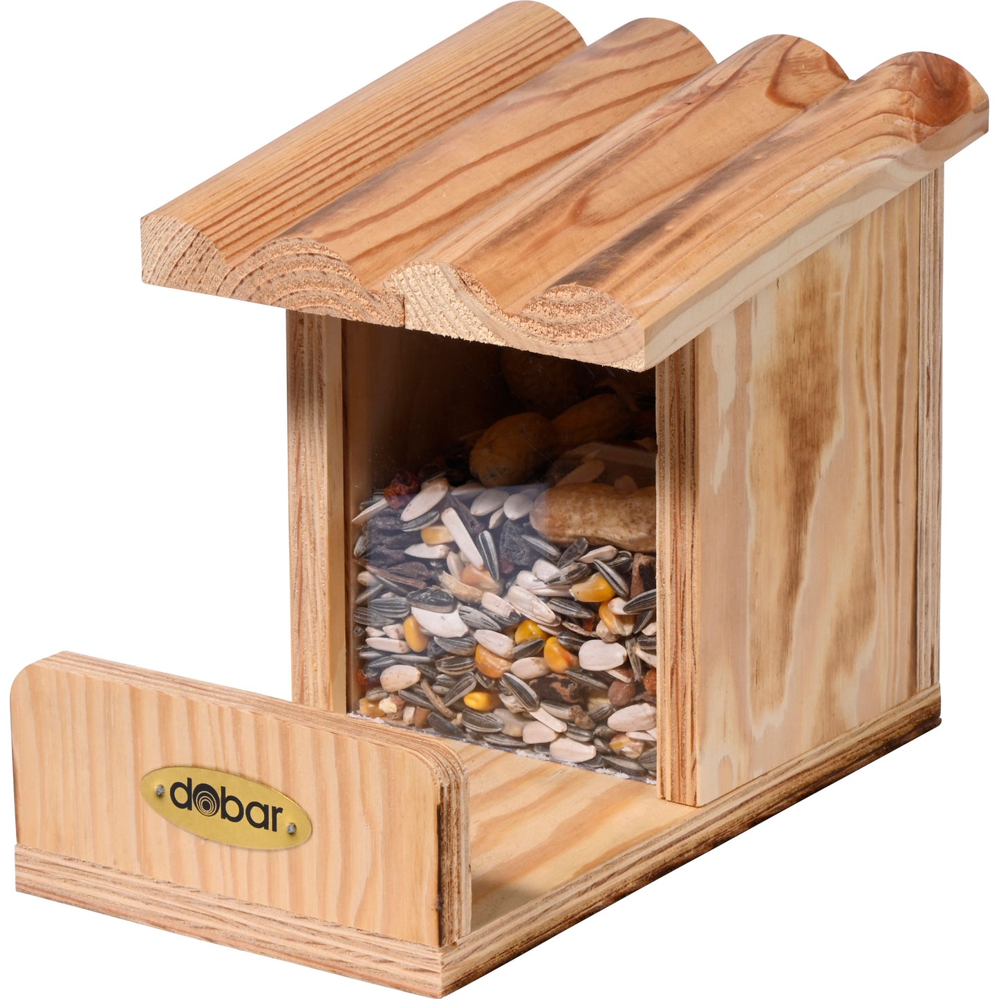 Ausgewogenes Nagerfutter mit Gemüse und Nüssen für eine artgerechte Ernährung